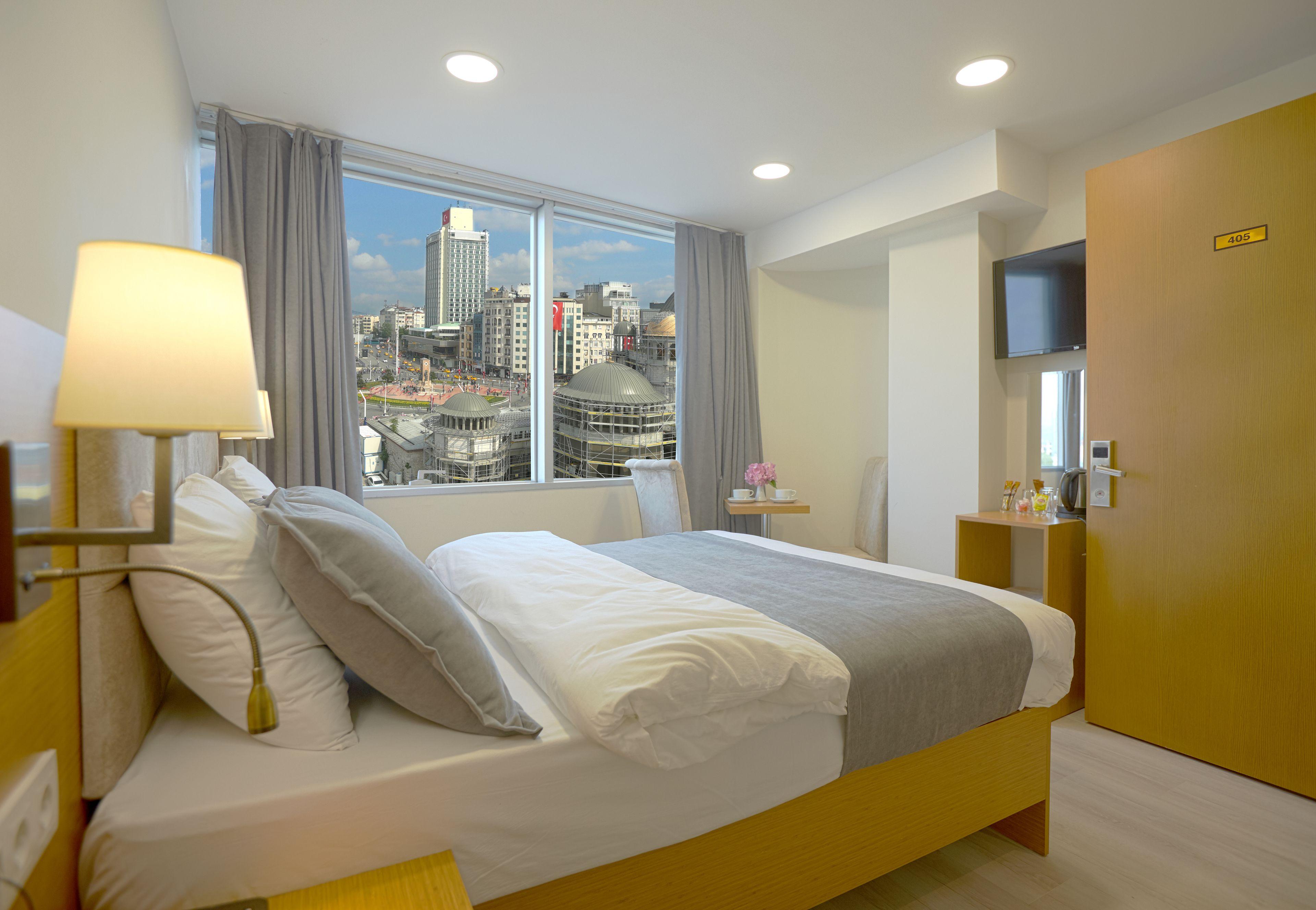 Kartal Palace Taksim Square Family Hotel — Photos 2